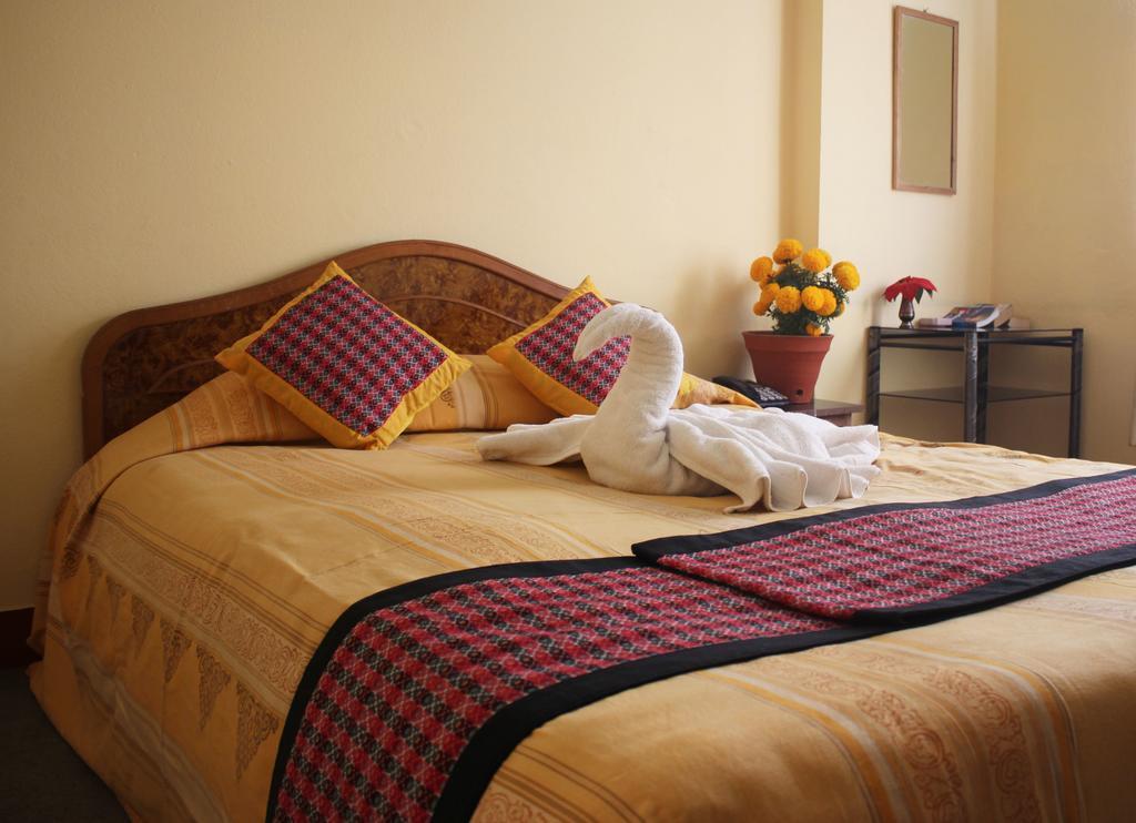 Simrika Homes Bed And Breakfast Κατμαντού Δωμάτιο φωτογραφία